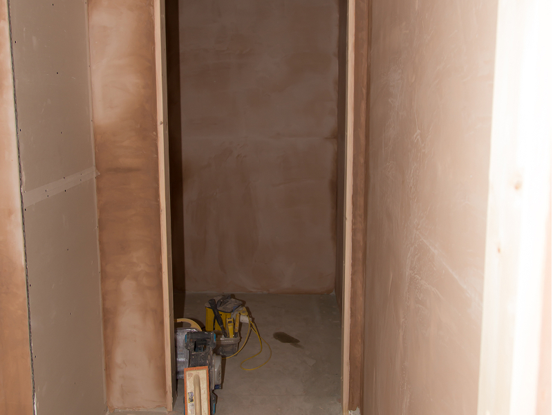 plastering the toilet area now complete