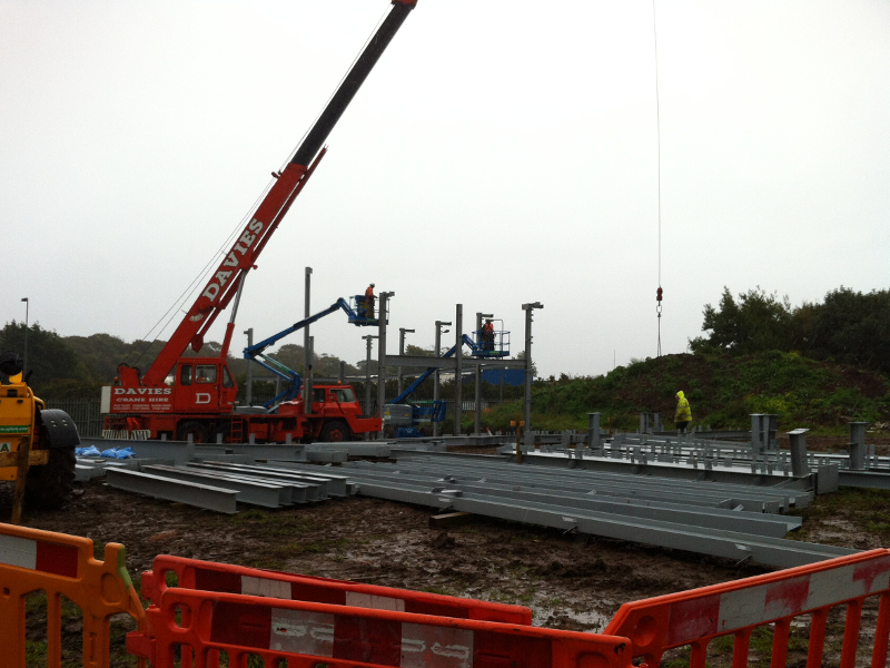 phase 1, atlantic point start erecting steel